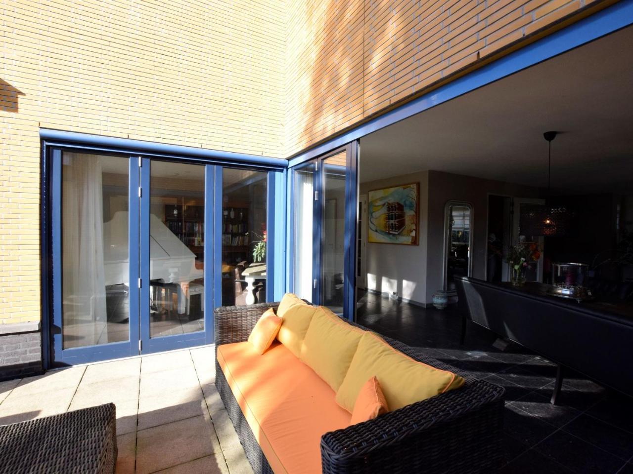 De Haan Villa *